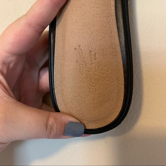 Universal Thread // Black Sandals - Picture 2 of 6